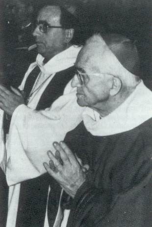 Mgr Bontems concélébrant la messe avec Mgr Guillaume (photo Liberté de l’Est).